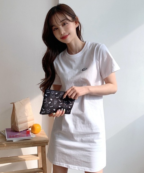 muahmuah(ムーアムーア)の「『muah muah/ムーアムーア』SIGNATURE WAPPEN MINI ONE-PIECE/ワッペン ミニ丈ワンピース(ワンピース・レディース・アイボリー/グレー/ブラック/ホワイト/ライトブルー・FREE)」の7枚目の写真