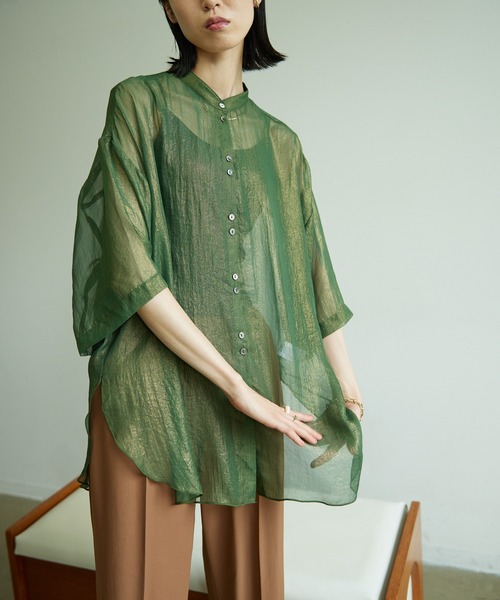 VACANCY（ヴァカンシー）の「シャイニーシアーハーフスリーブシャツ（シャツ/ブラウス・レディース・オレンジ/グリーン/グレイッシュベージュ・FREE）」の8枚目の写真