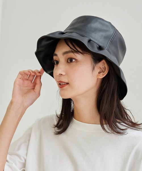 ROPE' PICNIC（ロペピクニック）の「フェイクレザーフリルハット（ハット・レディース・ブラック/キャメル・FREE）」の2枚目の写真