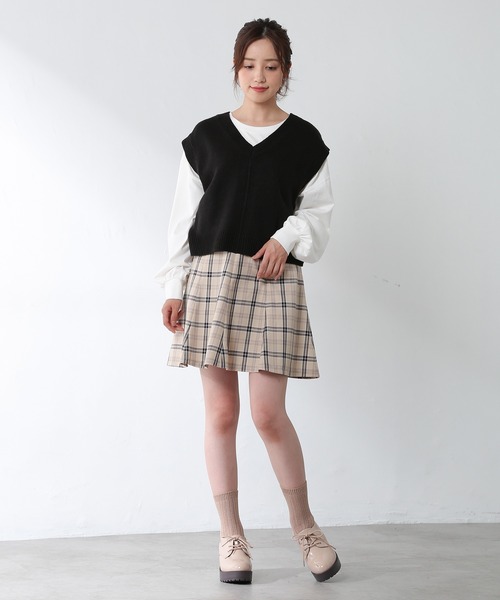 Honeys（ハニーズ）の「レースアップニットベスト（ベスト・レディース・ブラック/ピンク系その他/ベージュ/モカ・L/M/S）」の5枚目の写真