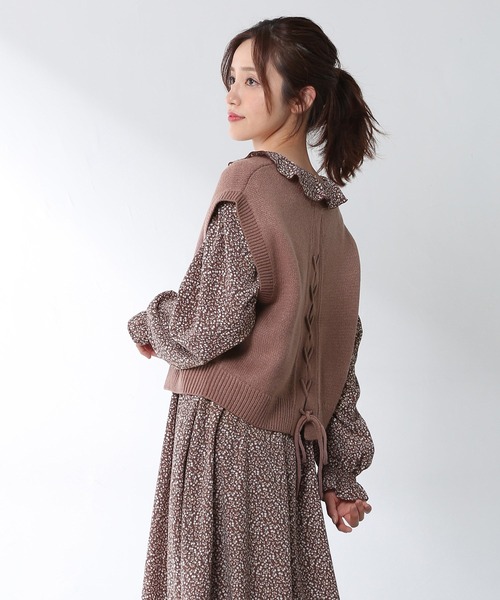 Honeys（ハニーズ）の「レースアップニットベスト（ベスト・レディース・ブラック/ピンク系その他/ベージュ/モカ・L/M/S）」の16枚目の写真