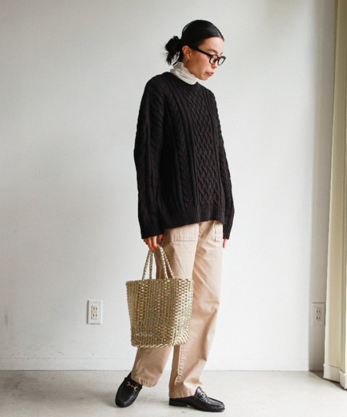 feepur（フェピュール）の「ストレッチハイネックカットソー（Tシャツ/カットソー・レディース・オフホワイト/ブラック/ブラウン/グレイッシュベージュ・MEDIUM）」の12枚目の写真