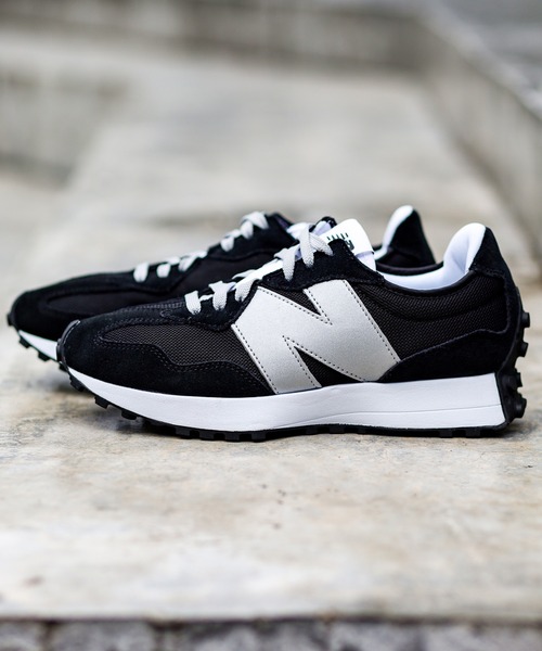 NEW BALANCE（ニューバランス）の「【New Balance / ニューバランス】 MS327 CLASSIC（スニーカー・メンズ・ブラック/チャコールグレー/ベージュ・28cm/26cm/27cm）」の2枚目の写真