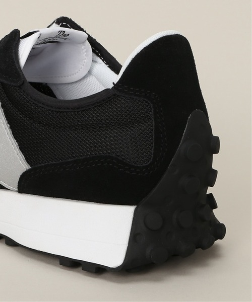 NEW BALANCE（ニューバランス）の「【New Balance / ニューバランス】 MS327 CLASSIC（スニーカー・メンズ・ブラック/チャコールグレー/ベージュ・28cm/26cm/27cm）」の4枚目の写真