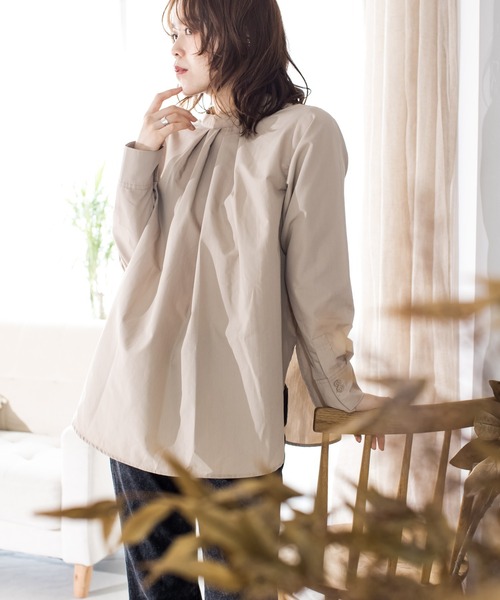 TRIANGLE PALETTE（トライアングルパレット）の「2wayタックブラウス（シャツ/ブラウス・レディース・オフホワイト/グレイッシュベージュ・FREE）」の8枚目の写真