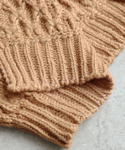 reca（レカ）の「ボリュームスリーブショート丈ニットカーディガン（カーディガン/ボレロ・レディース・ブラック/オフホワイト/ブラウン系その他・FREE）」の10枚目の写真