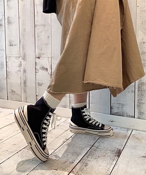 Jeffrey Campbell(ジェフリーキャンベル)の「厚底ハイカットスニーカー(スニーカー・レディース・ブラック・36/38/37/35/39)」の5枚目の写真
