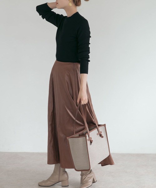 URBAN RESEARCH ROSSO WOMEN（アーバンリサーチ　ロッソ）の「ウォッシャブルウール袖ボタンリブニット（ニット/セーター・レディース・ベージュ/ブラック/レッド・FREE）」の7枚目の写真