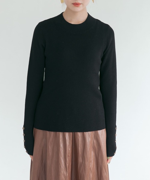 URBAN RESEARCH ROSSO WOMEN（アーバンリサーチ　ロッソ）の「ウォッシャブルウール袖ボタンリブニット（ニット/セーター・レディース・ベージュ/ブラック/レッド・FREE）」の11枚目の写真