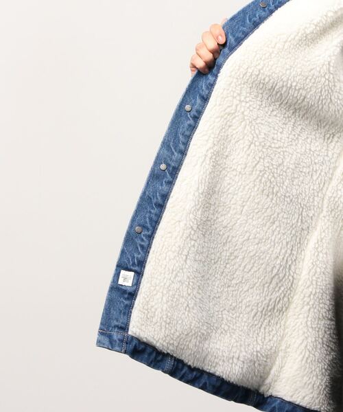 Levi's(リーバイス)の「LEVI'S(R) MADE&CRAFTED(R) FIELD SHERPA ベスト NILE BLUE(ベスト・レディース・インディゴブルー・S/M/XS)」の4枚目の写真