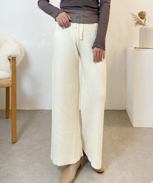 CEMONEMO（セモネモ）の「ウエストゴム リブニット パンツ（その他パンツ・レディース・アイボリー/ベージュ/グレー/ブラック・FREE）」の2枚目の写真