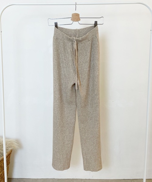 CEMONEMO（セモネモ）の「ウエストゴム リブニット パンツ（その他パンツ・レディース・アイボリー/ベージュ/グレー/ブラック・FREE）」の11枚目の写真