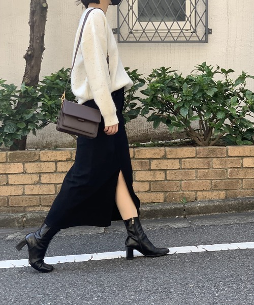 Jewelobe(ジュエローブ)の「綿ツイルセンタースリットタイトスカート(スカート・レディース・ブラック/ブラウン・S/M)」の22枚目の写真