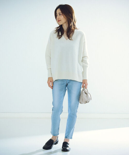 upperhights（アッパーハイツ）の「upper hights × Demi-Luxe BEAMS / THE STELLA 別注WATER ガールフレンドデニム（デニムパンツ・レディース・ブルー系その他2・23/24/25/22/21）」の4枚目の写真