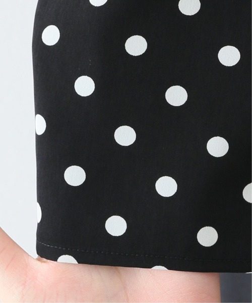 SLOBE IENA（スローブイエナ）の「ボリュームスリーブブラウス【手洗い可能】◆（シャツ/ブラウス・レディース・ブラック系その他/チャコールグレー・FREE）」の12枚目の写真