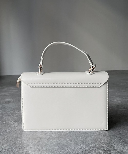 Riberry(リベリー)の「フラップスクエアバッグ(ハンドバッグ・レディース・ホワイト/ブラック/ベージュ/グレー・FREE)」の17枚目の写真