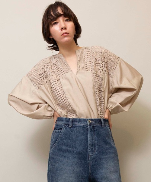 Johnbull（ジョンブル）の「レースブロッキングシャツ（シャツ/ブラウス・レディース・ブラック/ベージュ/ライトオリーブ・FREE）」の8枚目の写真