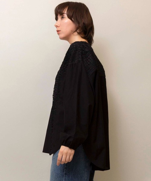 Johnbull（ジョンブル）の「レースブロッキングシャツ（シャツ/ブラウス・レディース・ブラック/ベージュ/ライトオリーブ・FREE）」の17枚目の写真