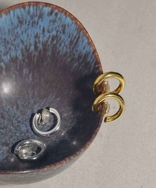 TODAYFUL(トゥデイフル)の「ミドルフープ(イヤリング・レディース・シルバー/ゴールド・FREE)」の4枚目の写真