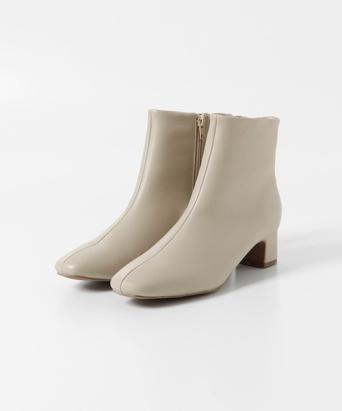 URBAN RESEARCH DOORS(アーバンリサーチドアーズ)の「レザースクエアトゥブーツ(ブーツ・レディース・ブラック/ホワイト系その他・38/36/37)」の15枚目の写真