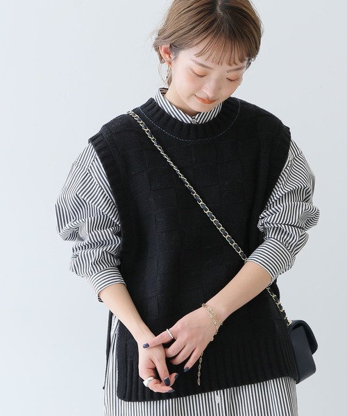 SLOBE citron.（スローブシトロン）の「SLOBE citron. ブロックチェック編みベスト◆（ベスト・レディース・ブラック/アイボリー・FREE）」の2枚目の写真