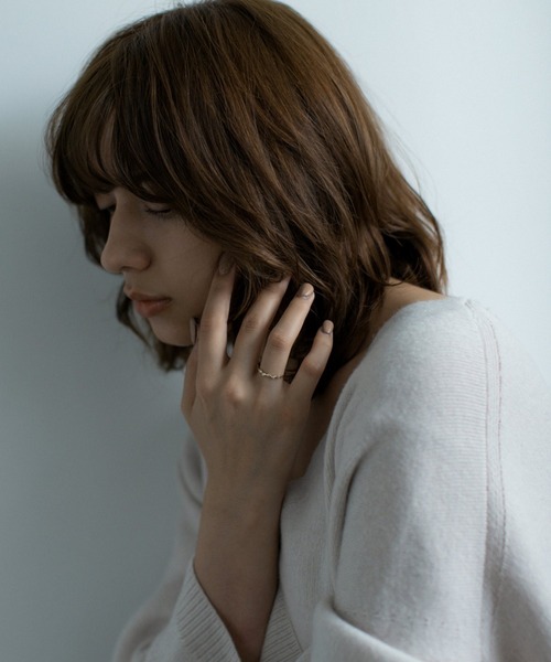 PAS TIERRA（パティエラ）の「【K10】スパングルダイヤモンドリング（リング・レディース・イエローゴールド・#13/#11/#9/#7）」の4枚目の写真