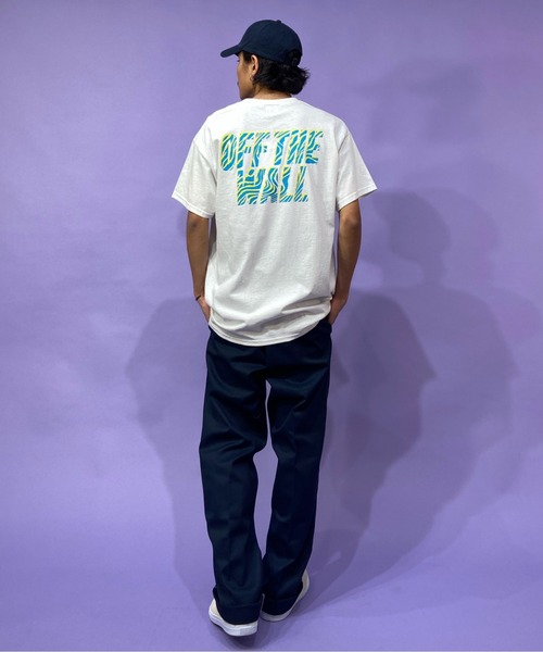 VANS(バンズ)の「【ZOZOTOWN限定アイテム】VANS/バンズ ブランドロゴ バックプリントTシャツ 122H1010600(Tシャツ/カットソー・メンズ・ホワイト/ブラック・M/L/XL/XXL)」の8枚目の写真