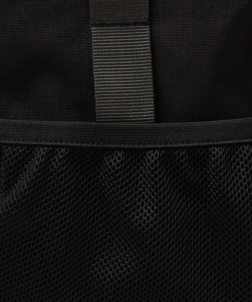 MADDEN（メデン）の「MADDEN: BEAR PEAK BACK PACK（バックパック/リュック・メンズ・ブラック/ネイビー・ONE SIZE）」の6枚目の写真