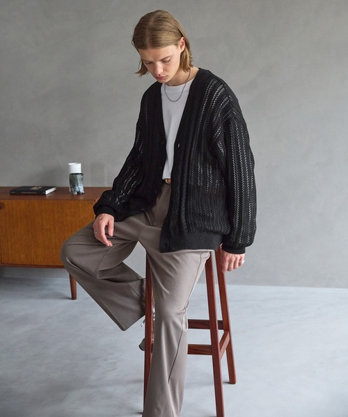 EMMA CLOTHES（エマクローズ）の「メッシュ編みケーブルアーガイルラインボリュームニット ルーズカーディガン EMMA CLOTHES（カーディガン/ボレロ・メンズ・ライトグレー/ブラック/グレイッシュベージュ/グレイッシュブルー/チャコール/ピンク系・M/L）」の16枚目の写真