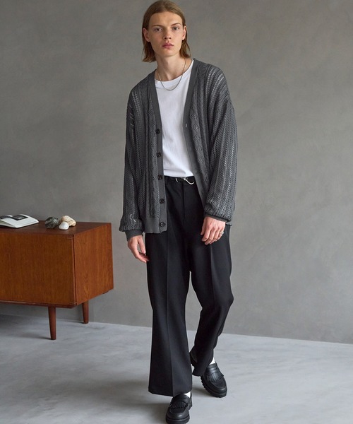 EMMA CLOTHES（エマクローズ）の「メッシュ編みケーブルアーガイルラインボリュームニット ルーズカーディガン EMMA CLOTHES（カーディガン/ボレロ・メンズ・ライトグレー/ブラック/グレイッシュベージュ/グレイッシュブルー/チャコール/ピンク系・M/L）」の14枚目の写真