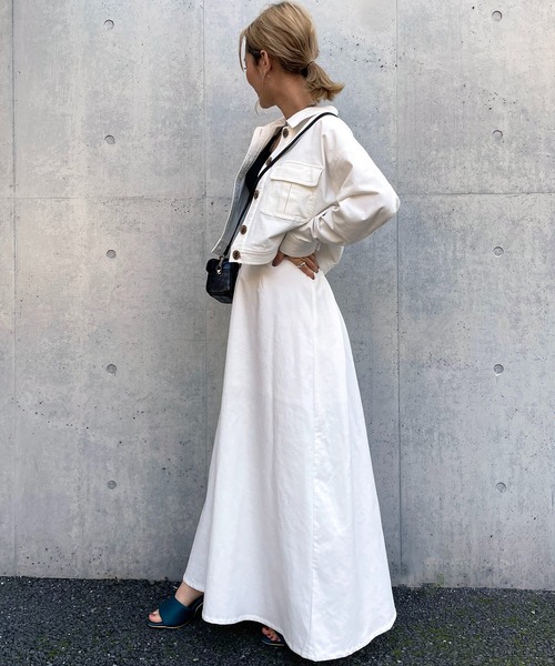 SPIRALGIRL(スパイラルガール)の「細コールスリットフレアスカート(スカート・レディース・ベージュ/グレー/オフホワイト・FREE)」の7枚目の写真