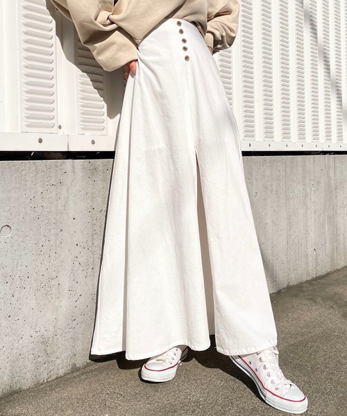 SPIRALGIRL(スパイラルガール)の「細コールスリットフレアスカート(スカート・レディース・ベージュ/グレー/オフホワイト・FREE)」の5枚目の写真