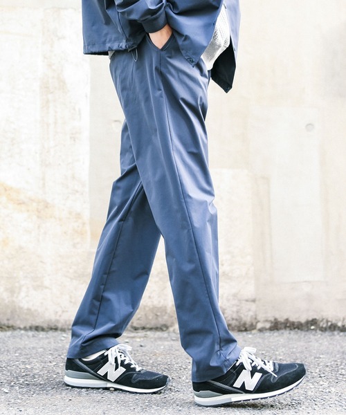 URBAN RESEARCH Sonny Label（アーバンリサーチサニーレーベル）の「撥水ワイドテーパードパンツ（その他パンツ・メンズ・チャコールグレー/ライトブルー/ベージュ系その他・MEDIUM/LARGE）」の8枚目の写真