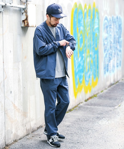 URBAN RESEARCH Sonny Label（アーバンリサーチサニーレーベル）の「撥水ワイドテーパードパンツ（その他パンツ・メンズ・チャコールグレー/ライトブルー/ベージュ系その他・MEDIUM/LARGE）」の5枚目の写真