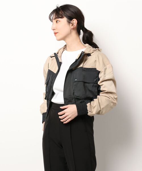 koe（コエ）の「【AVVENENTE】ショートマウンテンパーカー*（マウンテンパーカー・レディース・ブラック/カーキ・M）」の7枚目の写真