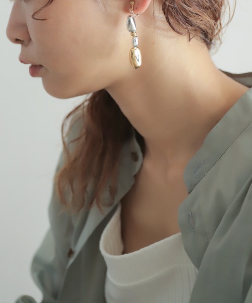 rapiecage（ラピエサージュ）の「メタルビーズロングイヤリング（イヤリング・レディース・その他・FREE）」の3枚目の写真