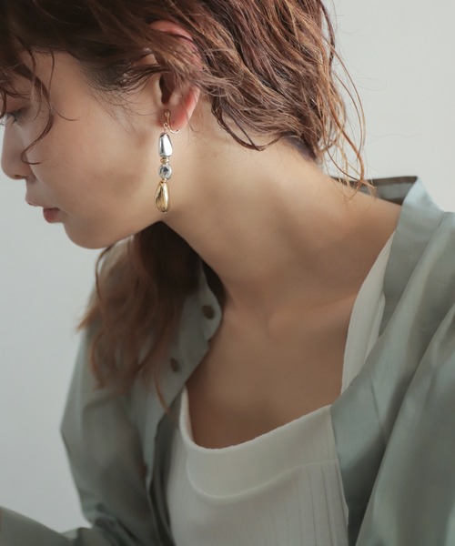 rapiecage（ラピエサージュ）の「メタルビーズロングイヤリング（イヤリング・レディース・その他・FREE）」の4枚目の写真