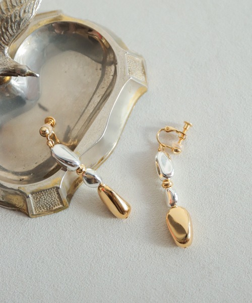 rapiecage（ラピエサージュ）の「メタルビーズロングイヤリング（イヤリング・レディース・その他・FREE）」の7枚目の写真