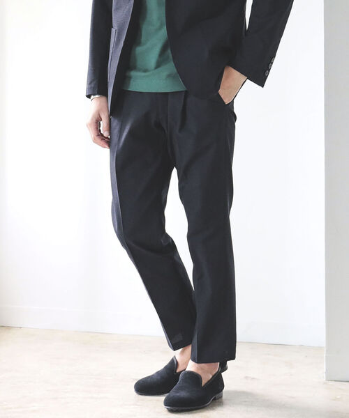 BEAMS LIGHTS（ビームスライツ）の「BEAMS LIGHTS / COOL DOTS(R) 1プリーツ テーパード パンツ（その他パンツ・メンズ・ブラック/ネイビー/グレー・SMALL/MEDIUM/LARGE/X-LARGE）」の2枚目の写真