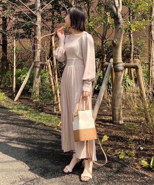 OPAQUE.CLIP(オペークドットクリップ)の「◆キャンバスコンビスクエアバッグ【2WAY】(トートバッグ・レディース・ブラック/キャメル・00)」の16枚目の写真