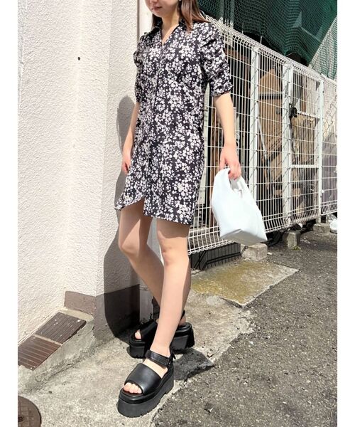 EMODA（エモダ）の「ハイボリュームタンクサンダル（サンダル・レディース・ホワイト/ブラック・SMALL/MEDIUM/LARGE）」の9枚目の写真