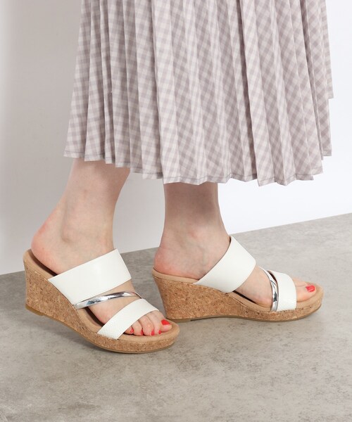 DRESKIP（ドレスキップ）の「◆【歩きやすい/ふかふか/まが～る】 異素材コンビサンダル（サンダル・レディース・ブラック系4/アイボリー系4/こしょう色系5・35/45/25）」の5枚目の写真