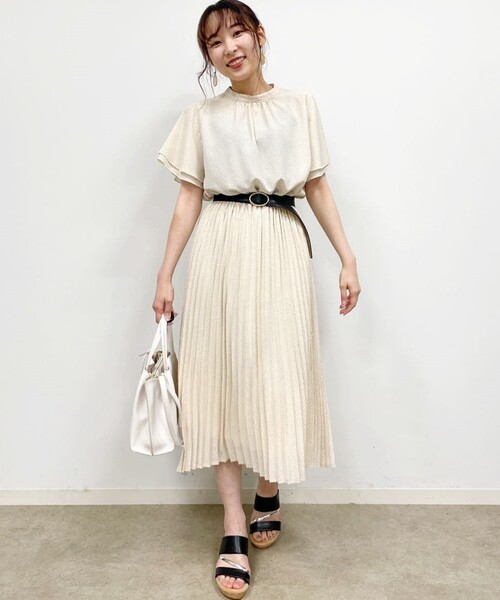 DRESKIP（ドレスキップ）の「◆【歩きやすい/ふかふか/まが～る】 異素材コンビサンダル（サンダル・レディース・ブラック系4/アイボリー系4/こしょう色系5・35/45/25）」の16枚目の写真