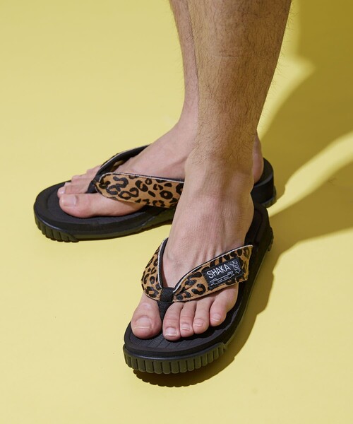 SHAKA(シャカ)の「SHAKA/シャカ LAWN SLIDE COW トングサンダル 433198 カウヘア(サンダル・レディース・ナチュラル/その他9/レオパード・24.0cm/25.0cm/26.0cm/23.0cm/27.0cm/28.0cm)」の6枚目の写真