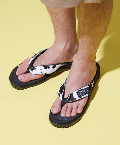 SHAKA(シャカ)の「SHAKA/シャカ LAWN SLIDE COW トングサンダル 433198 カウヘア(サンダル・レディース・ナチュラル/その他9/レオパード・24.0cm/25.0cm/26.0cm/23.0cm/27.0cm/28.0cm)」の8枚目の写真