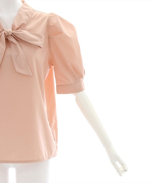 clear（クリア）の「ボウタイパフスリーブブラウス（シャツ/ブラウス・レディース・ブラック/オフホワイト/イエロー/ピンクベージュ・F）」の10枚目の写真