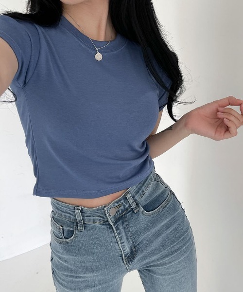 BEIDELLI（ベイデリー）の「[BELLIDE MADE] クロップド半袖Tシャツ（Tシャツ/カットソー・レディース・アイボリー/ブラック/ベージュ/ブルー・FREE）」の8枚目の写真