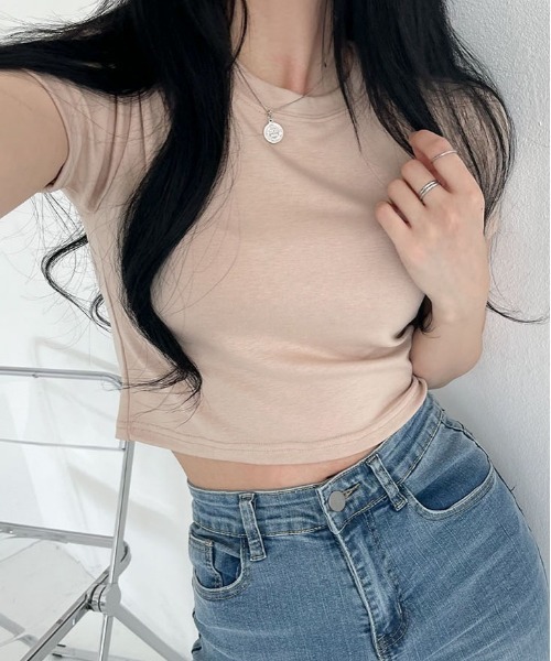 BEIDELLI（ベイデリー）の「[BELLIDE MADE] クロップド半袖Tシャツ（Tシャツ/カットソー・レディース・アイボリー/ブラック/ベージュ/ブルー・FREE）」の10枚目の写真
