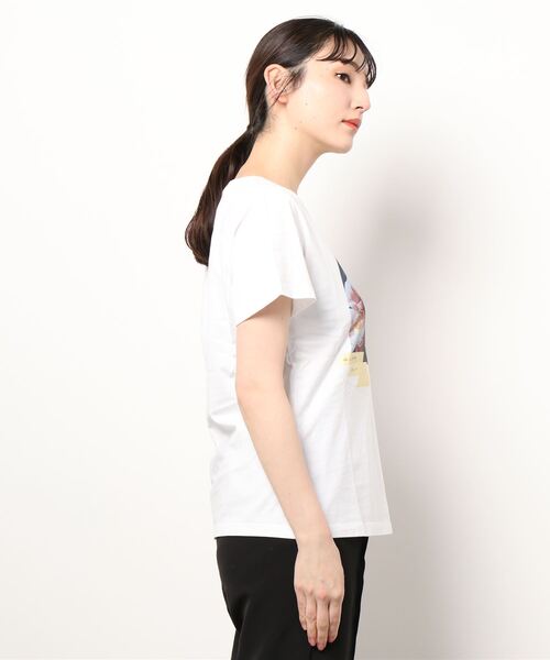 GOLDEN GOOSE（ゴールデングース）の「GOLDEN GOOSE T-shirt white with flower photo print（Tシャツ/カットソー・レディース・ホワイト系その他・SMALL/MEDIUM/LARGE）」の7枚目の写真
