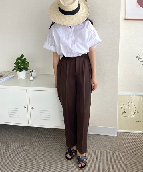 LAUIR（ラウアー）の「2タックワイドスラックスパンツ（その他パンツ・レディース・ブラック/ベージュ/ネイビー/ブラウン・MEDIUM/LARGE/X-LARGE）」の3枚目の写真